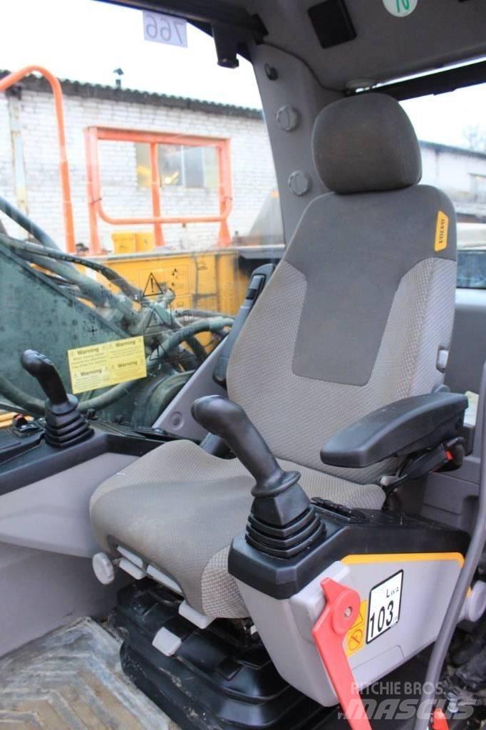 Volvo EC 220 E Koparki gąsienicowe