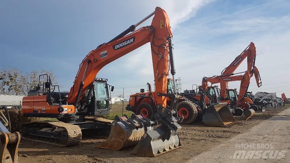 Doosan DX 225 Koparki gąsienicowe