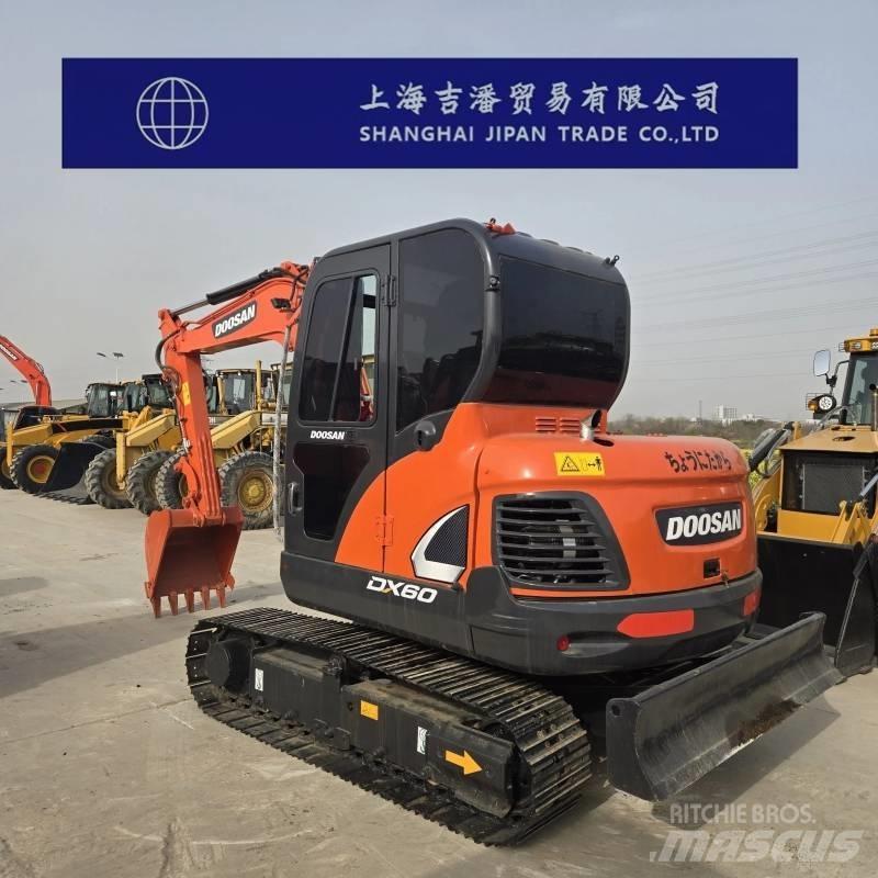Doosan DX 60 Koparki gąsienicowe