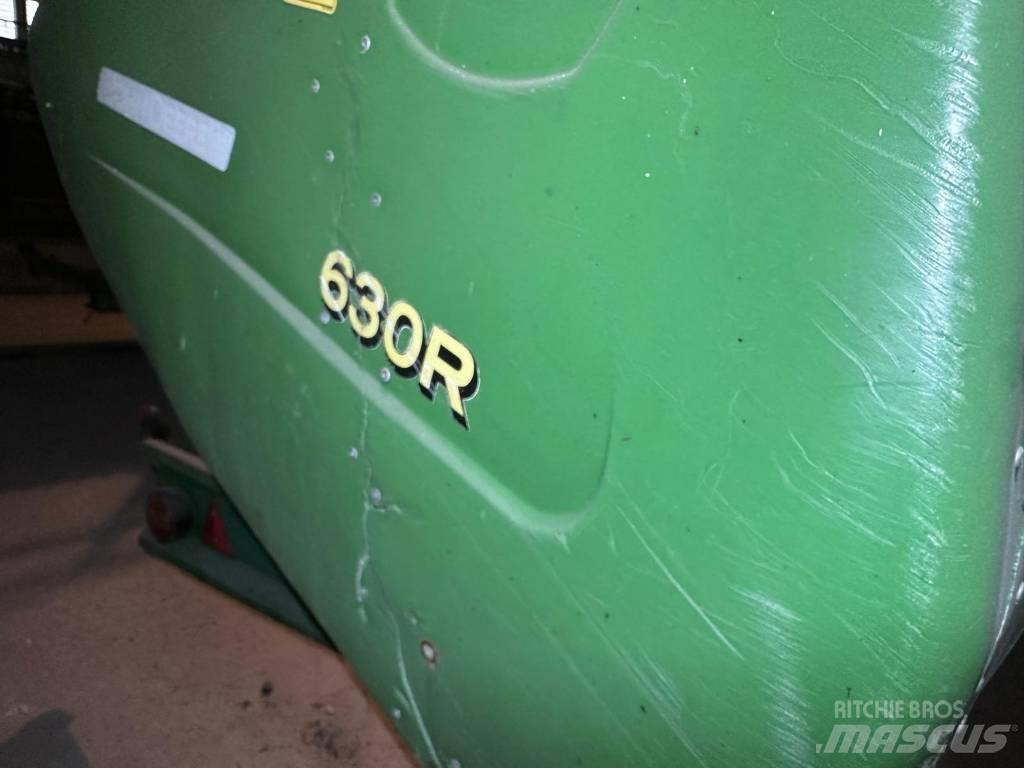 John Deere 9880 STS Kombajny zbożowe