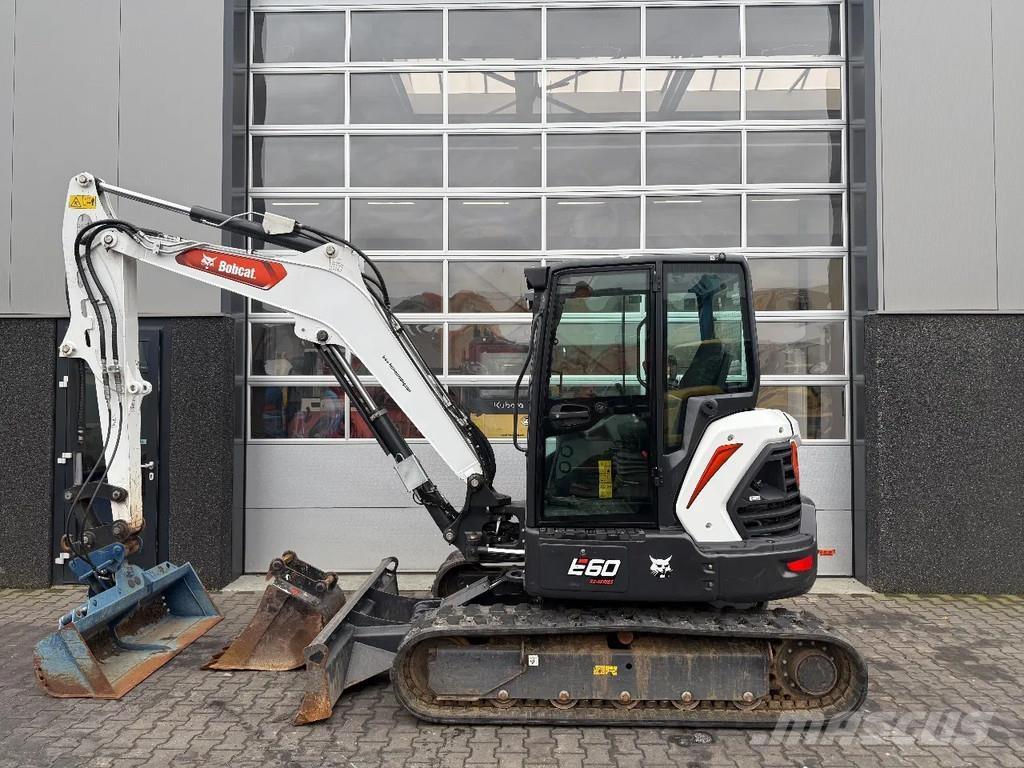 Bobcat E60 Minikoparki