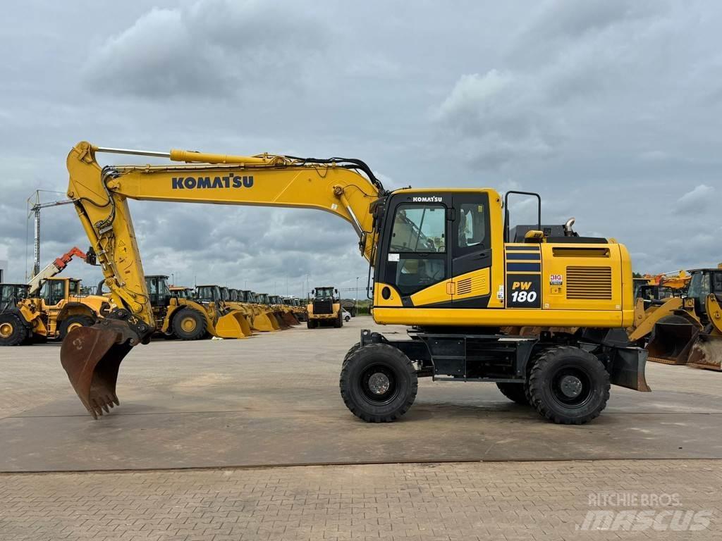 Komatsu PW180-11 Koparki kołowe