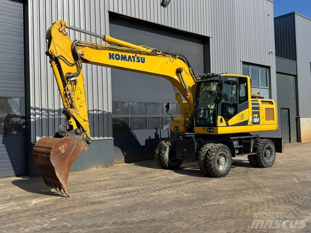 Komatsu PW180-11 Koparki kołowe