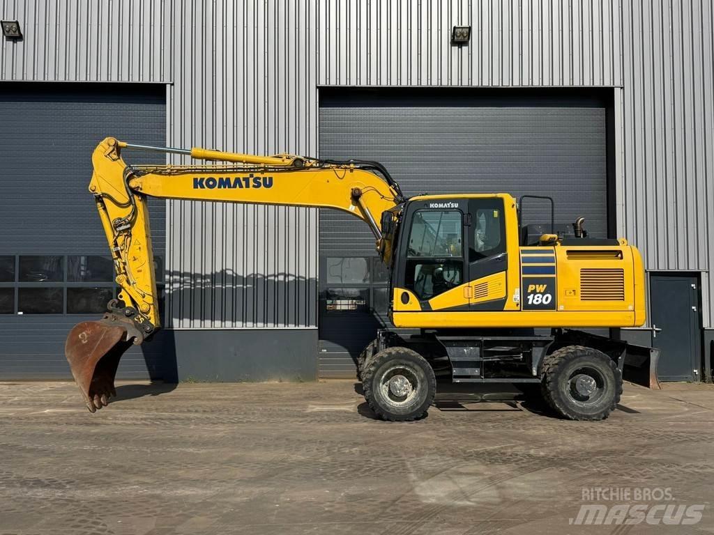 Komatsu PW180-11 Koparki kołowe