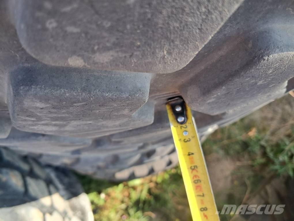Aeolus 600/50R22.5 Opony, koła i felgi