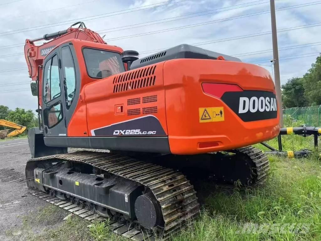 Doosan DX 225LC-9C Koparki gąsienicowe