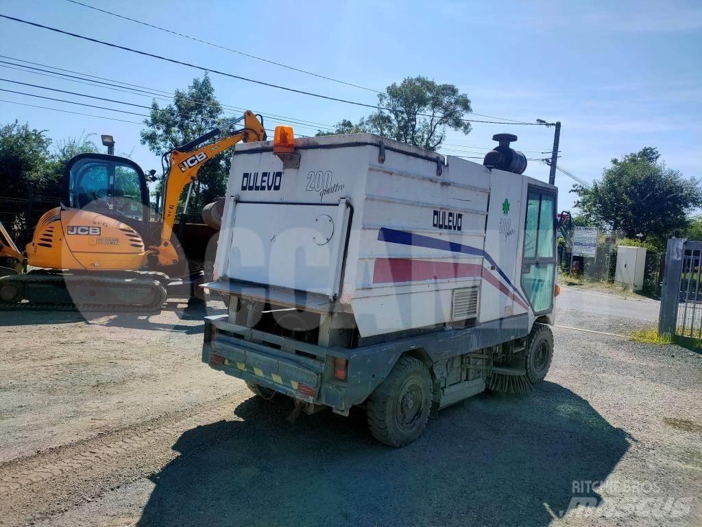 Dulevo 200 Quattro Zamiatarki - Zgarniarki - Odśnieżarki