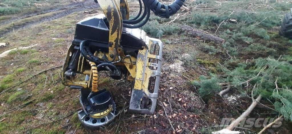 John Deere 1270 E Harwestery