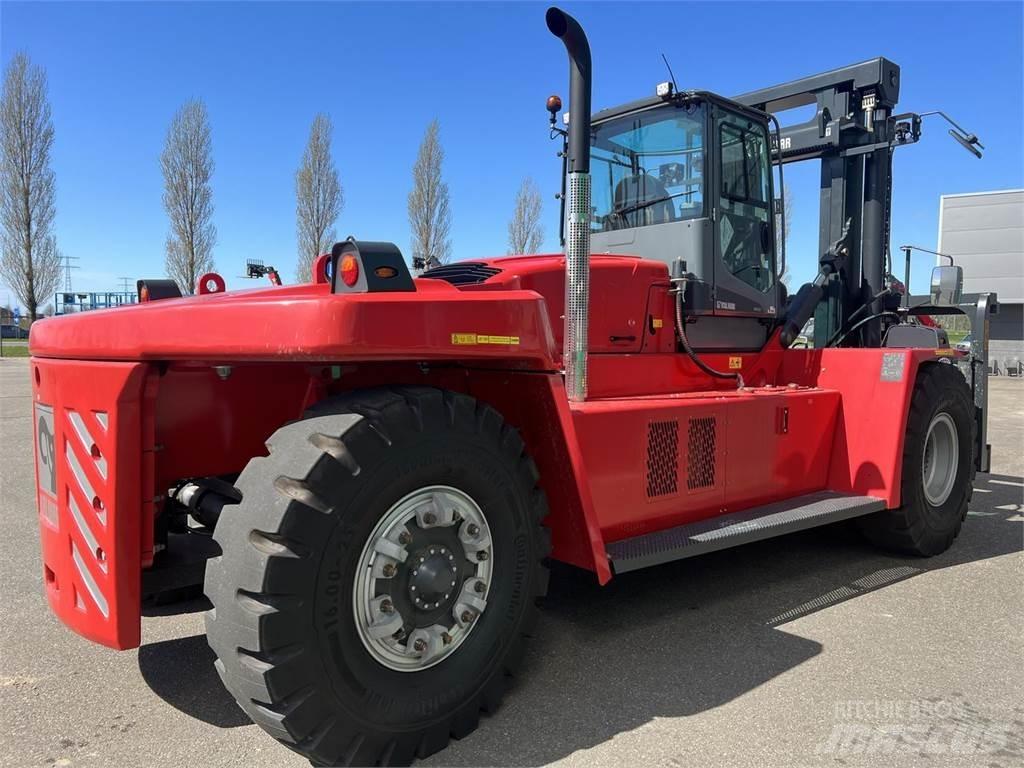 Kalmar DCG330-12 Wozy do składowania i transportu kontenerów
