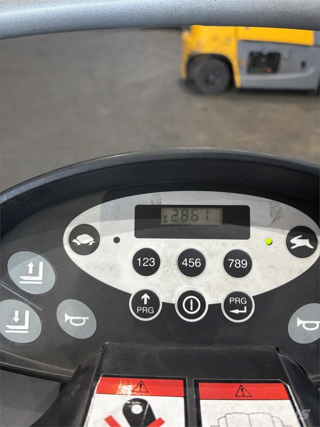 Still EXU-S22 Wózki widłowe unoszące z dyszlem