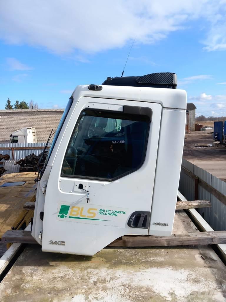 Renault Midlum 240 Kabiny i wnętrze