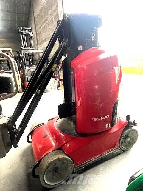 Manitou 100 VJR Podnośniki masztowe