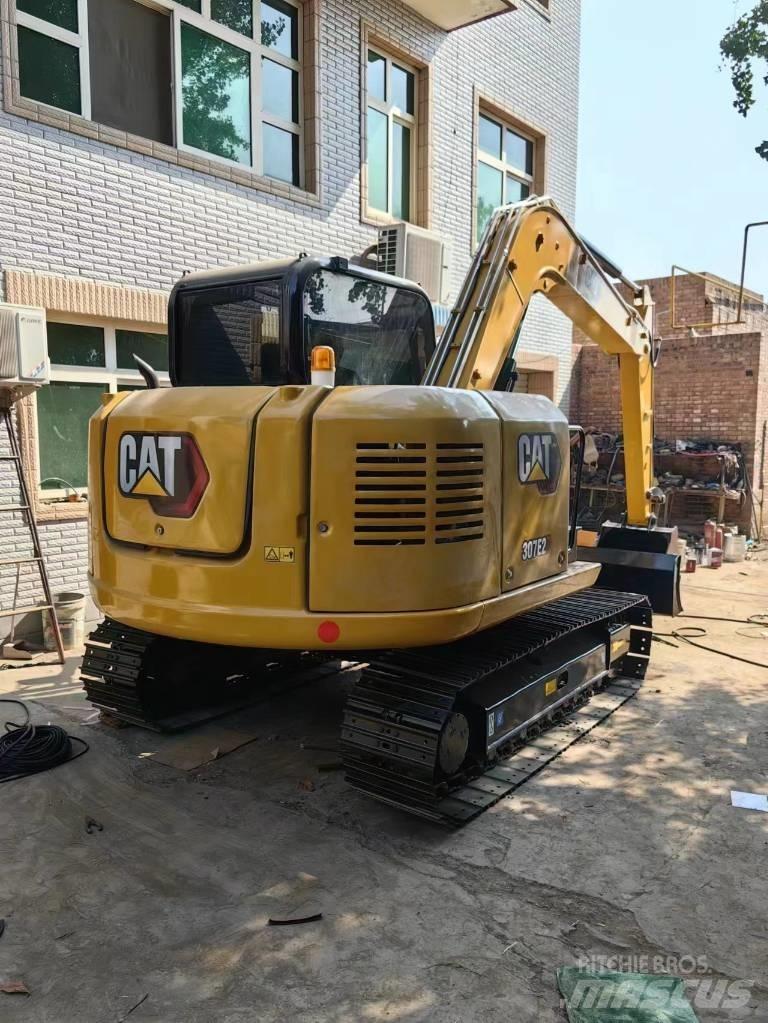 CAT 307E2 Minikoparki