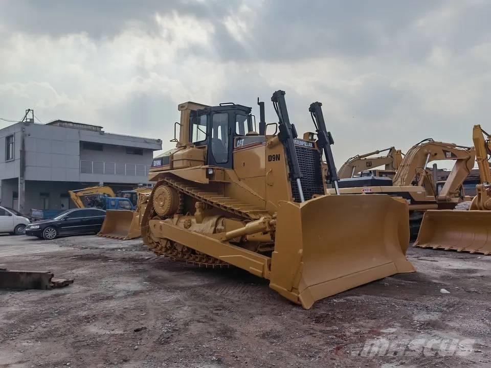 CAT D9N Spycharki gąsienicowe