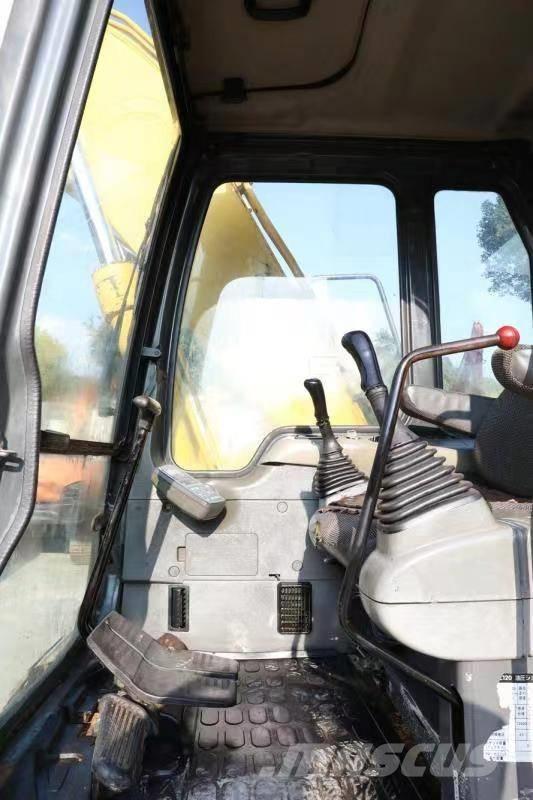 Komatsu PC 120-6E Minikoparki