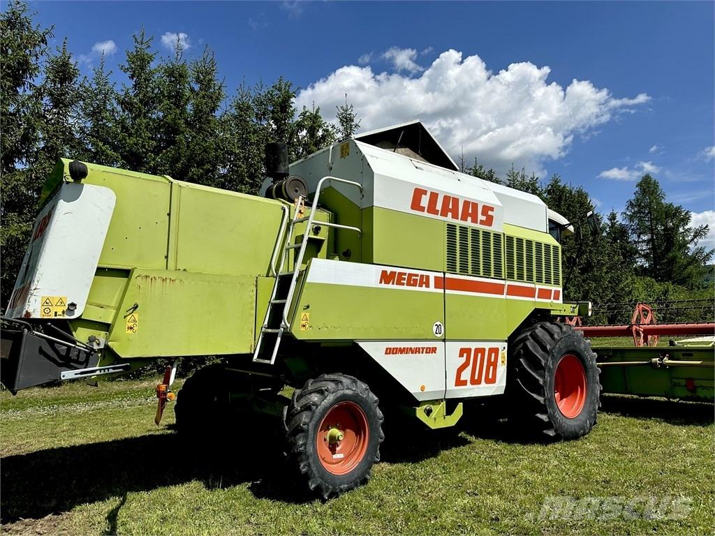 CLAAS Mega 208 Kombajny zbożowe