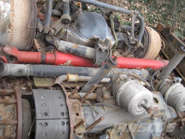 MAN Verschiedene Mosty, wały i osie