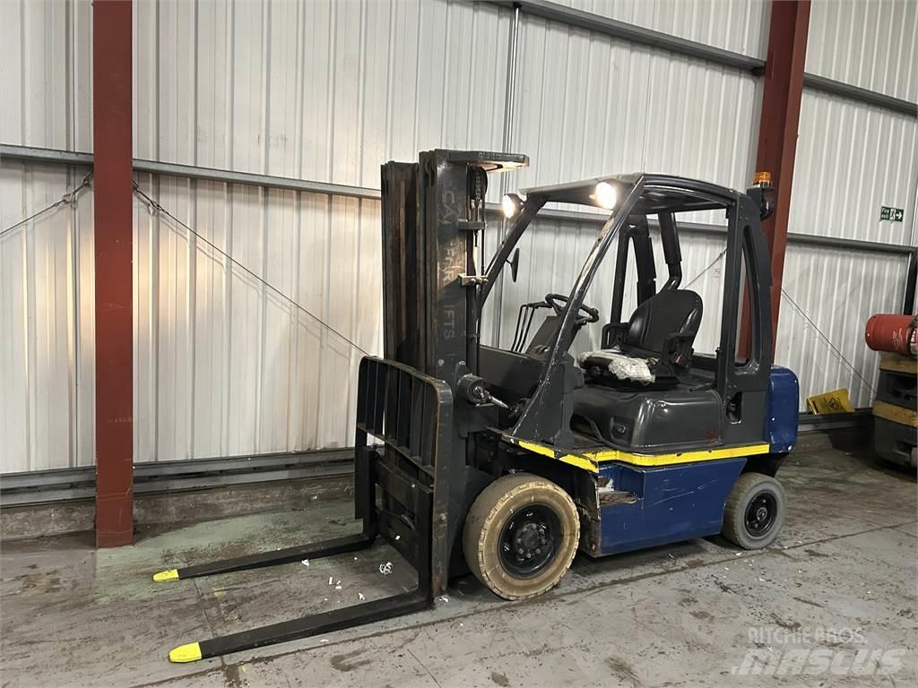 Nissan Y1D2A25Q Wózki Diesla