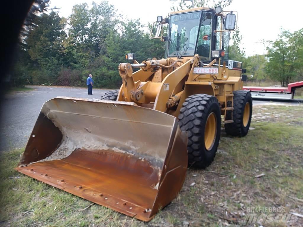 CAT 928F Ładowarki kołowe