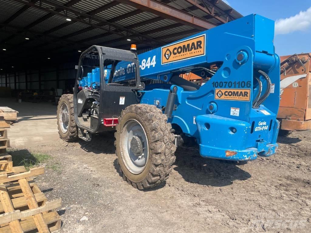 Genie GTH 844 Ładowarki teleskopowe