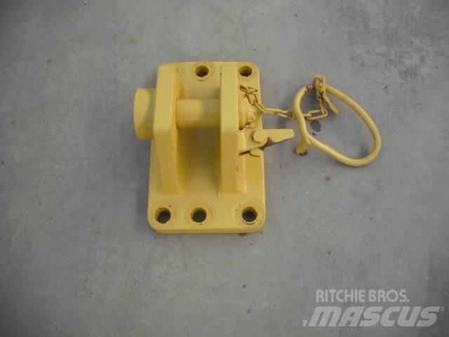 Komatsu D65EX PX Spycharki gąsienicowe