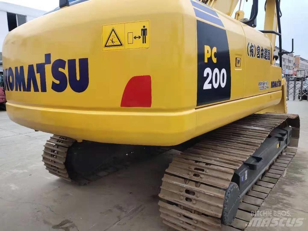 Komatsu PC 200 Koparki gąsienicowe