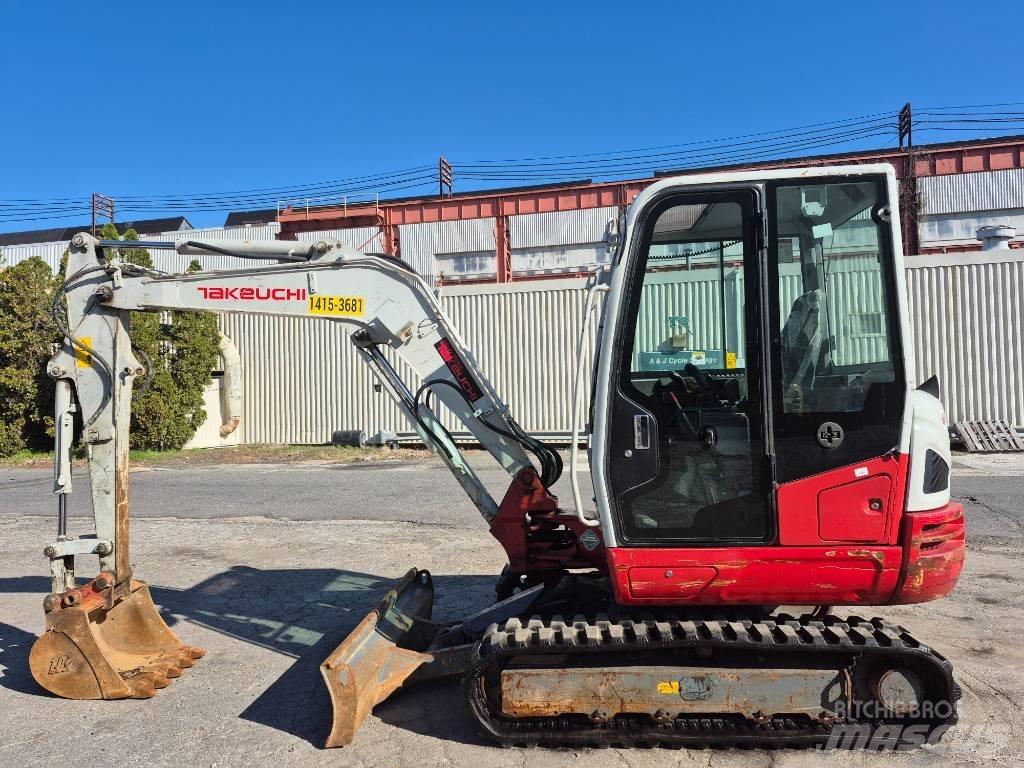Takeuchi TB 240 Minikoparki