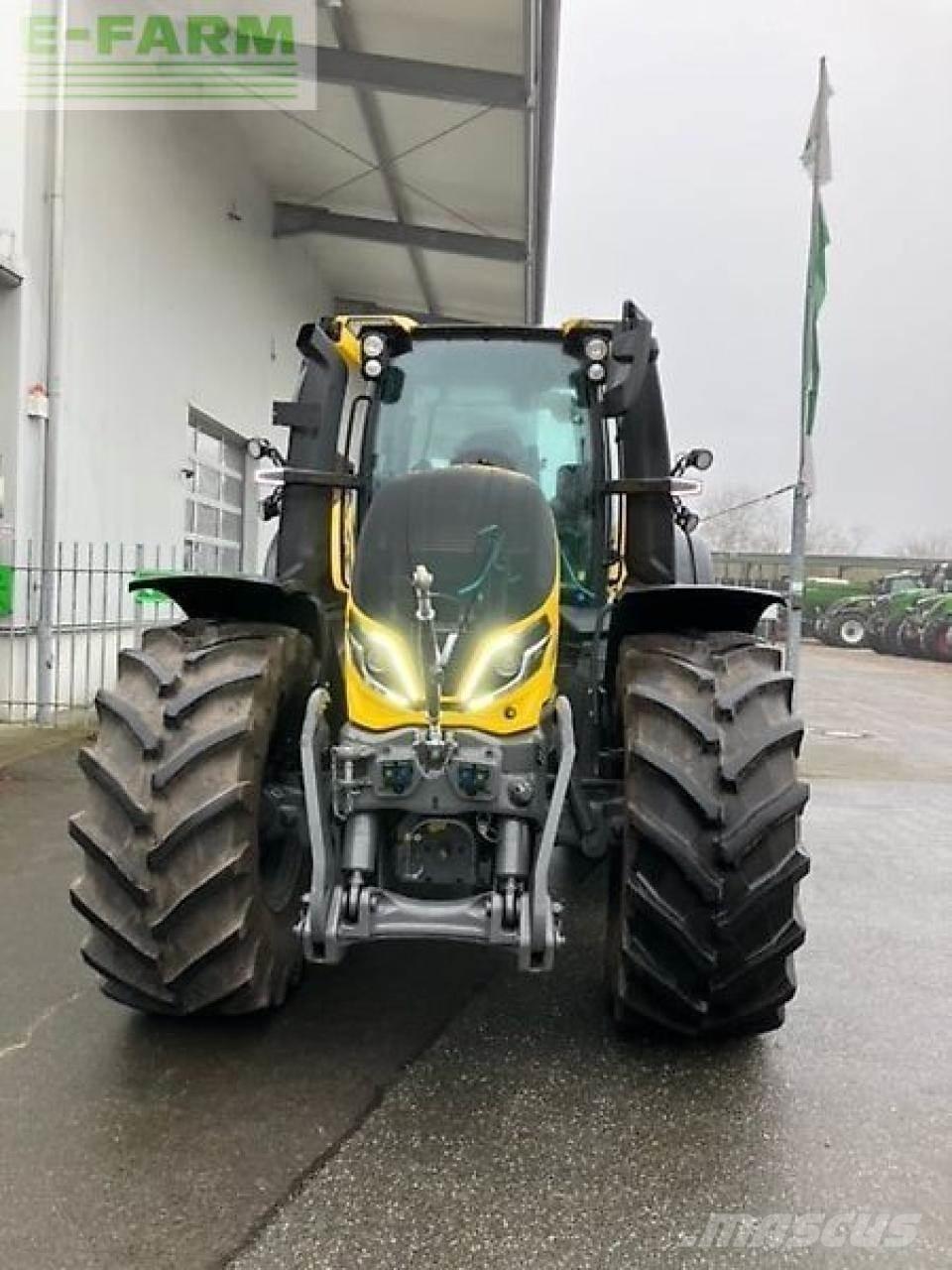 Valtra q305 Ciągniki rolnicze