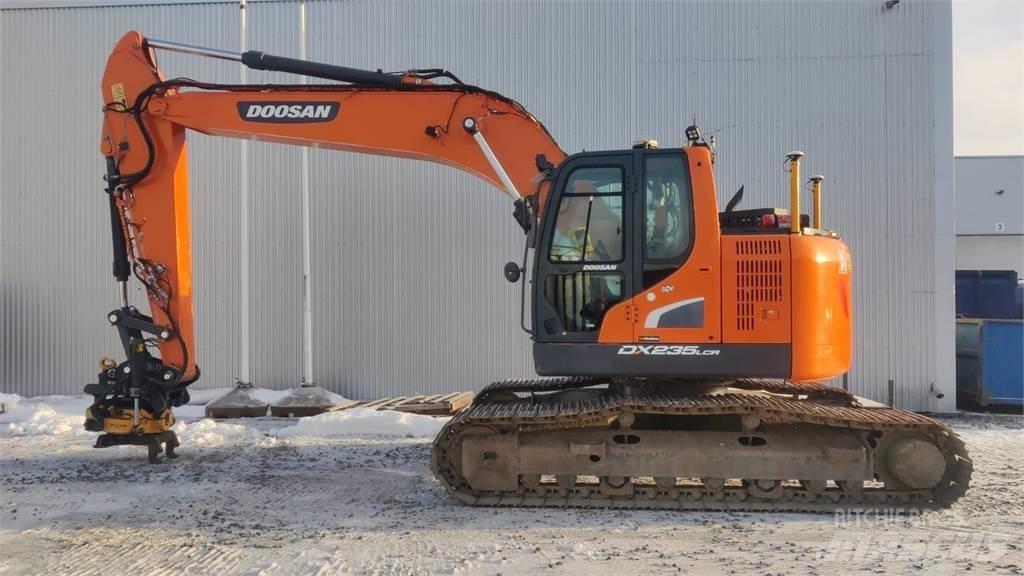 Doosan DX235LCR-5 Koparki gąsienicowe