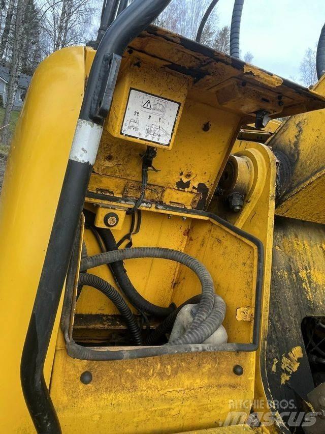 JCB JS 200 LC Koparki gąsienicowe