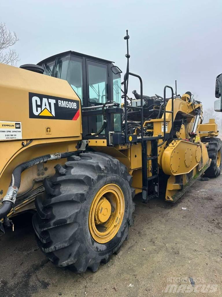 CAT RM 500 Recyklery do asfaltu