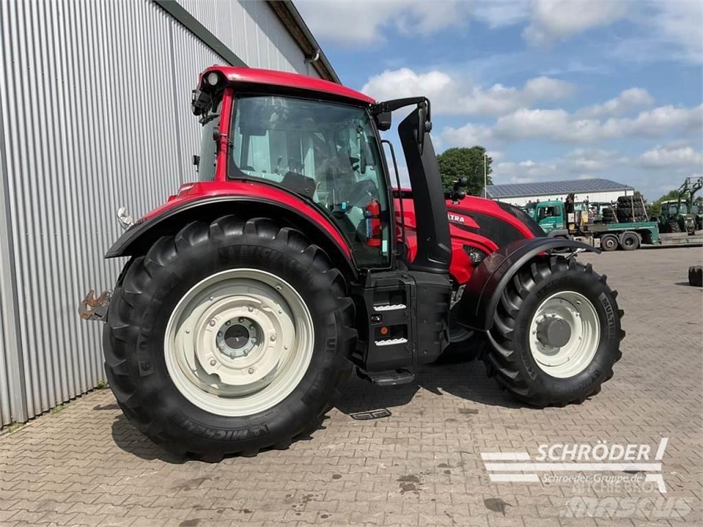Valtra T 235 A Ciągniki rolnicze