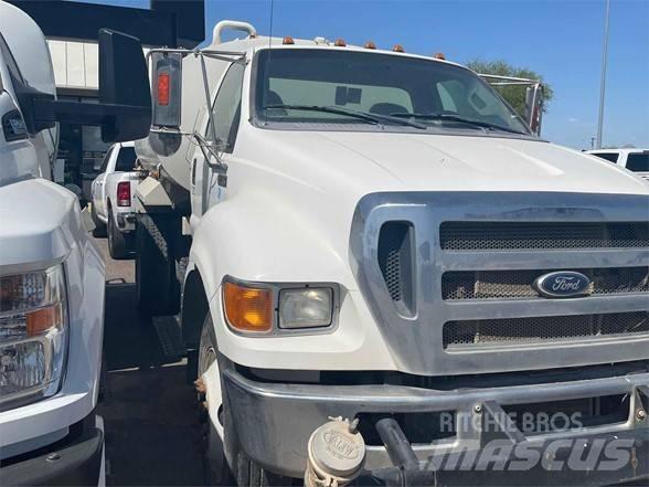 Ford F750 Cysterna