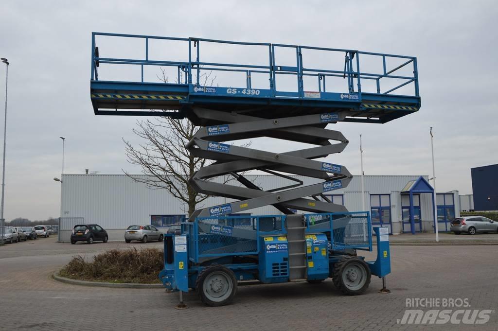 Genie GS4390RT Podnośniki nożycowe
