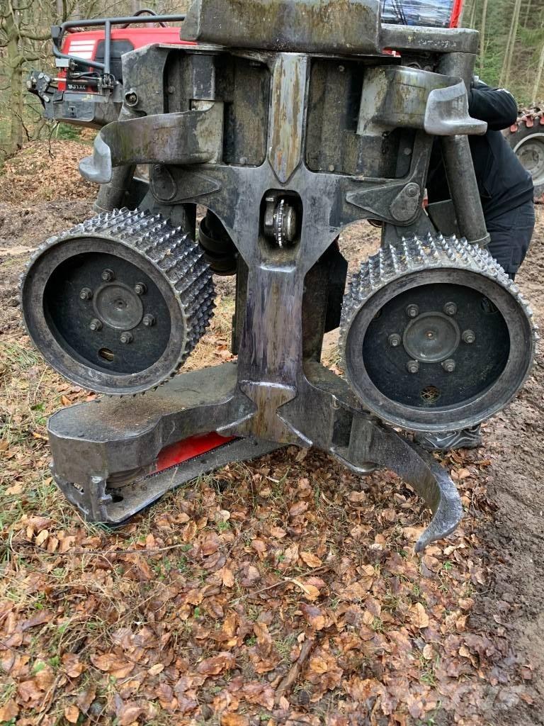 Komatsu S132 Maszyny do okrzesywania gałęzi