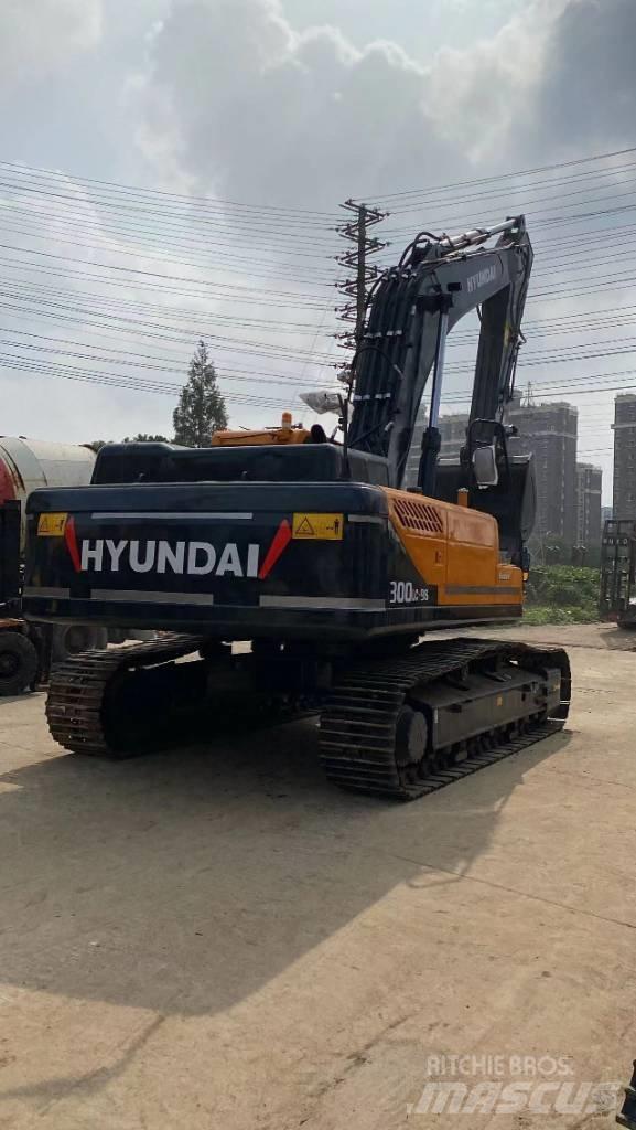 Hyundai 30 L-9 A Koparki gąsienicowe