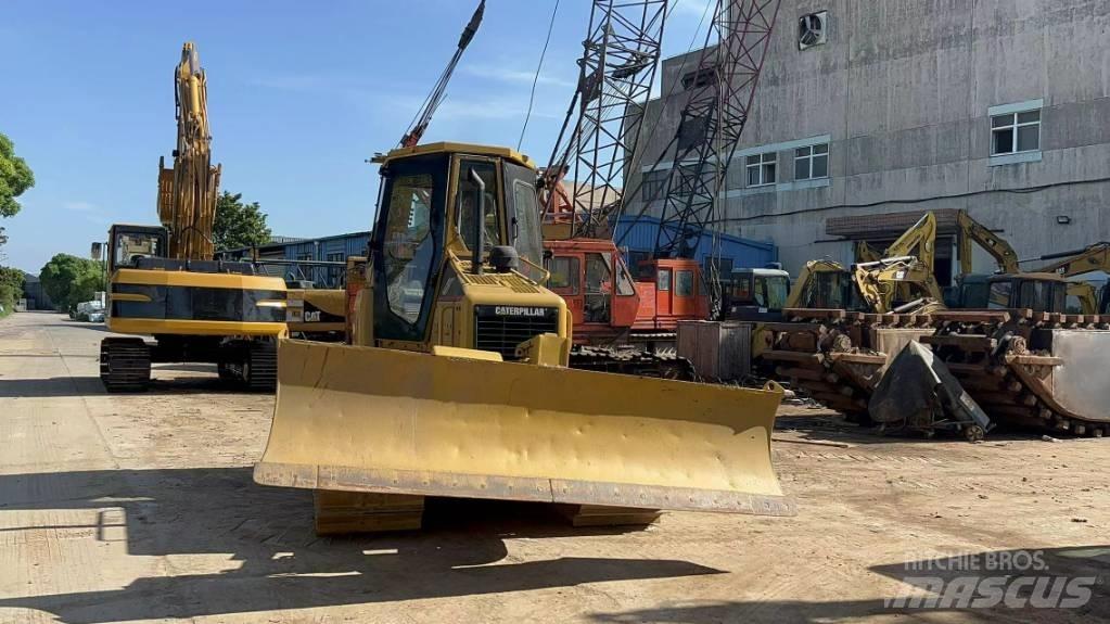 CAT D5G LGP Spycharki gąsienicowe