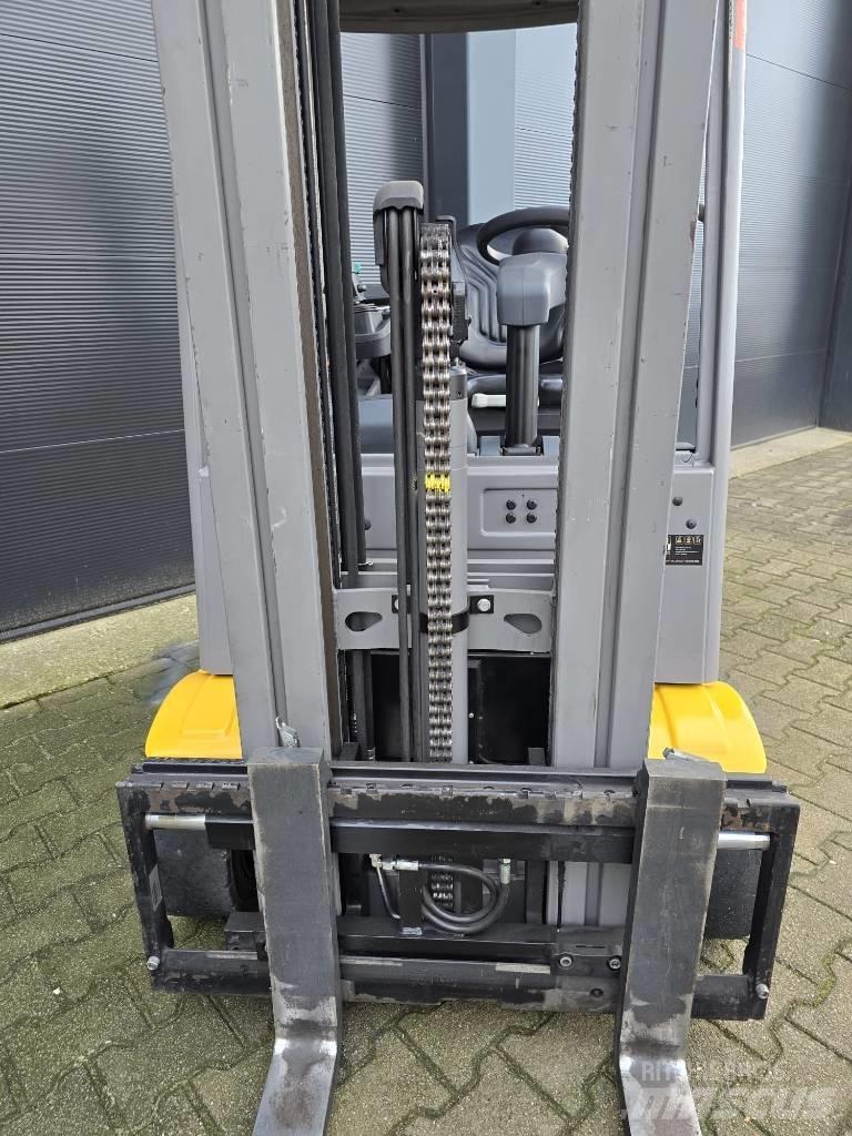 Jungheinrich EFG213 Wózki elektryczne