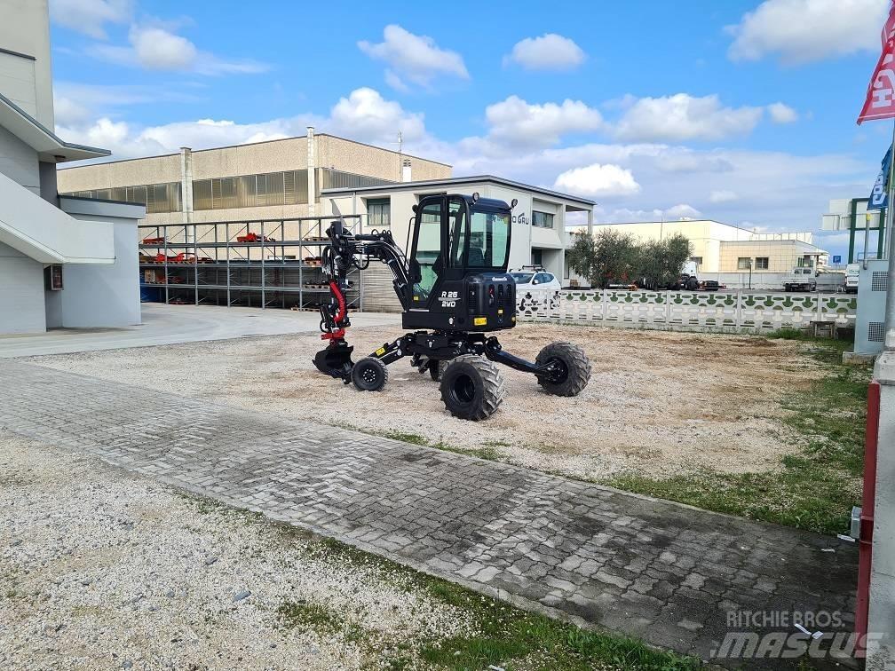 Euromach R25 Koparki specjalne