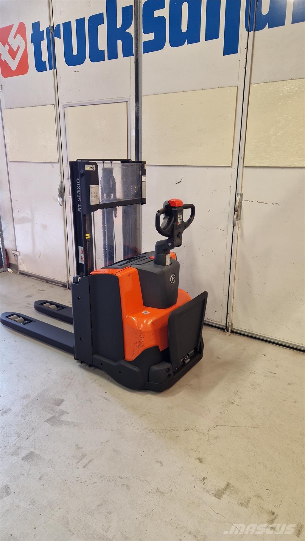 BT SWE200D Samojezdne maszyny do załadunku