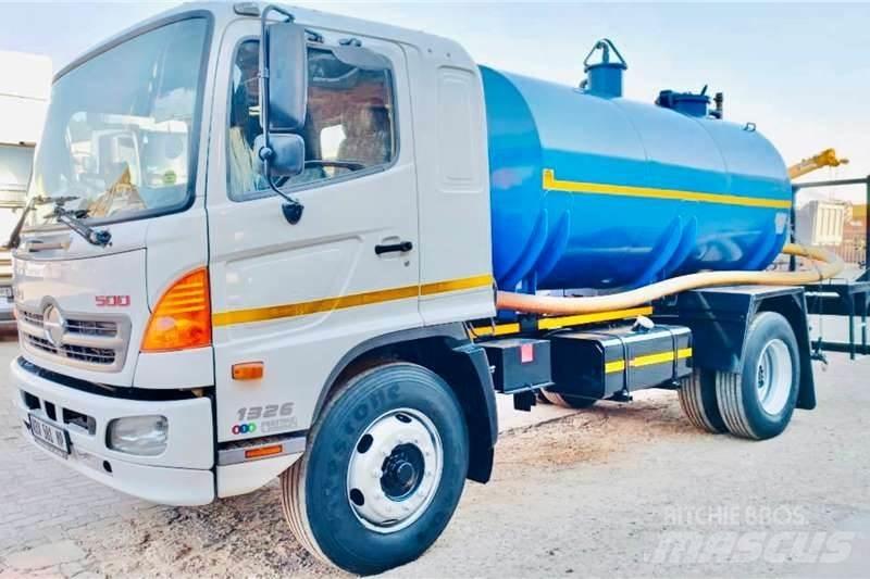 Hino 500 1326 Inne