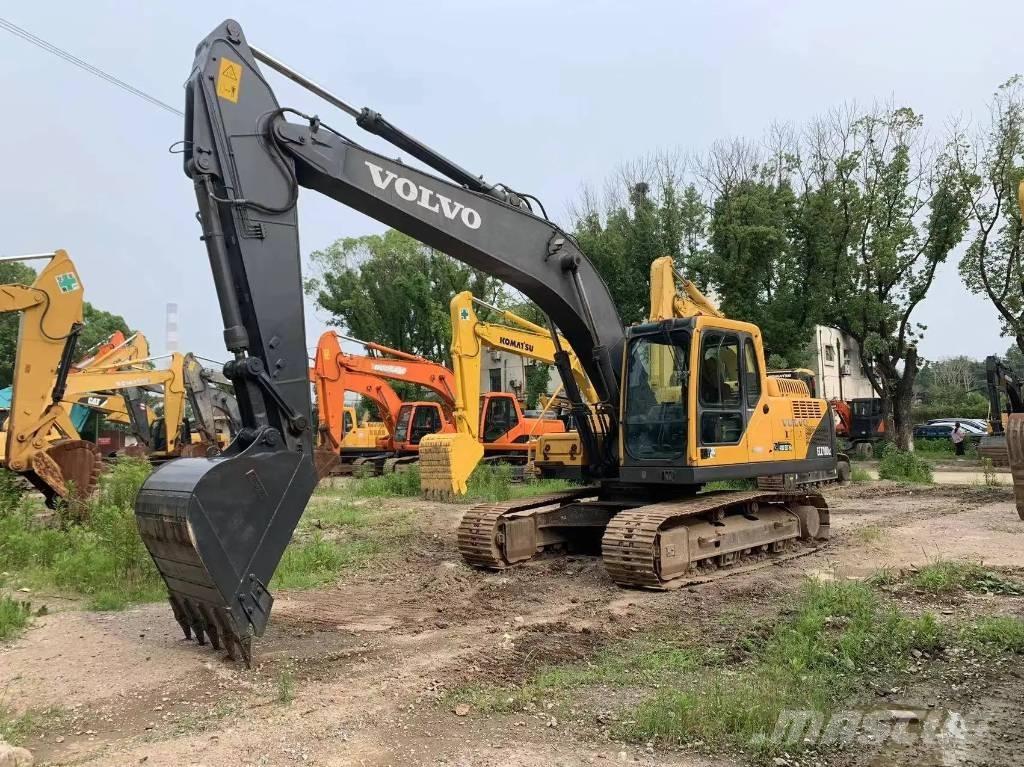 Volvo EC210D Koparki gąsienicowe
