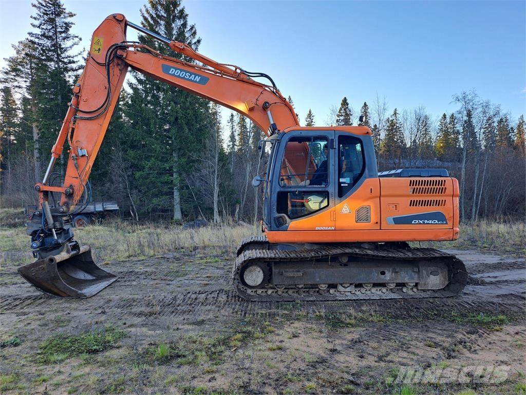 Doosan DX 140 LC-3 Koparki gąsienicowe