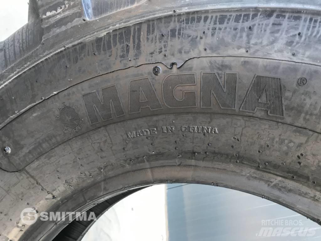  Magna 1400 x 24 Opony, koła i felgi