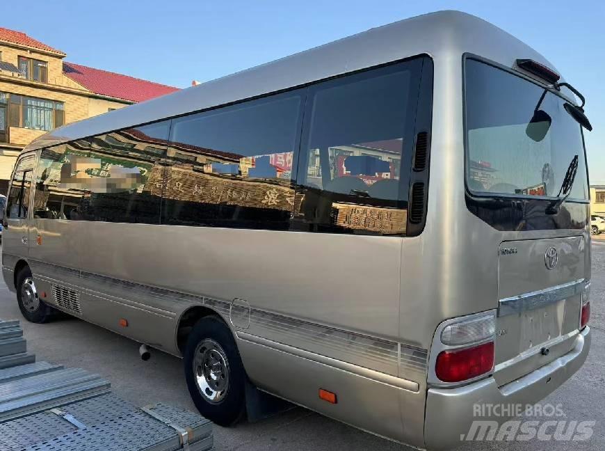Toyota Coaster Autobusy międzymiastowe