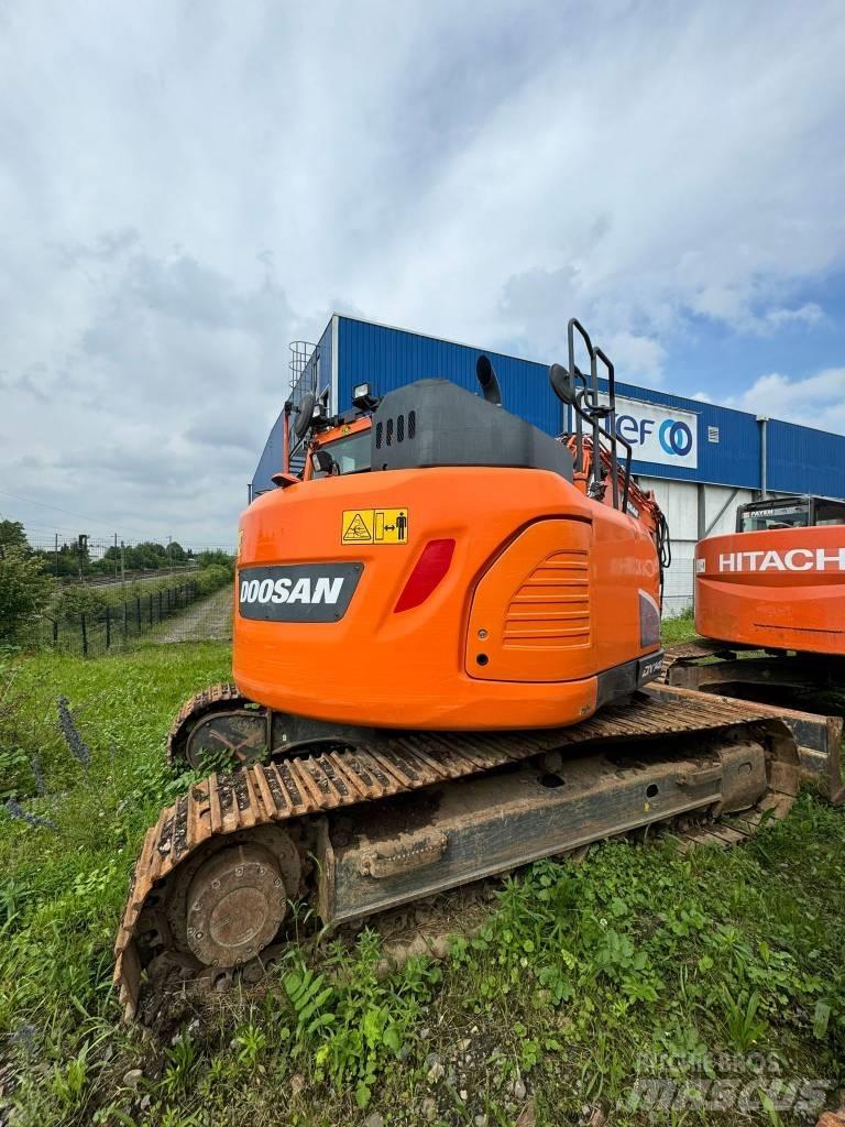 Doosan DX 140 LCR Koparki gąsienicowe