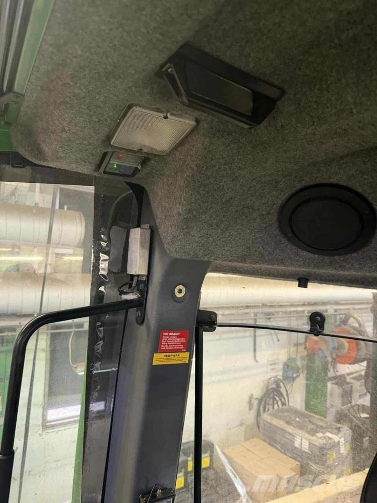 John Deere 1910E Forwardery