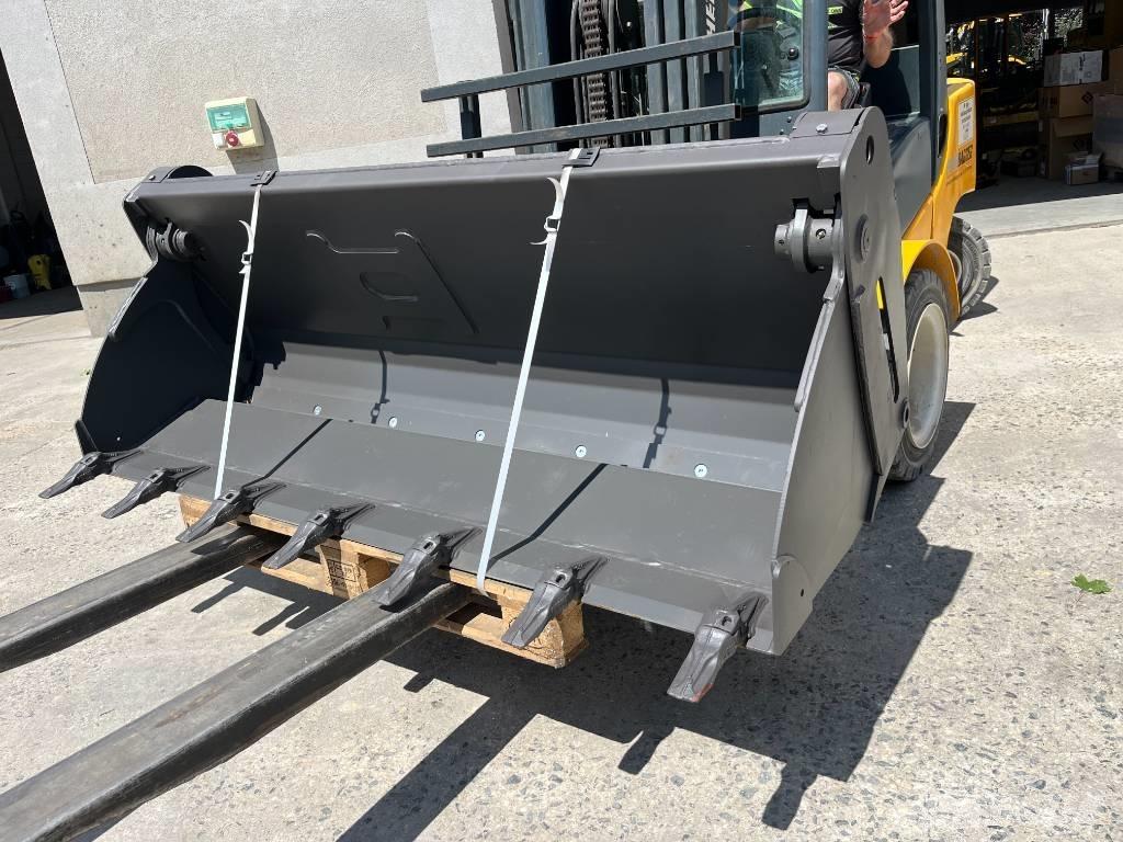 Mecalac 8 MCR Midikoparki  7t - 12t