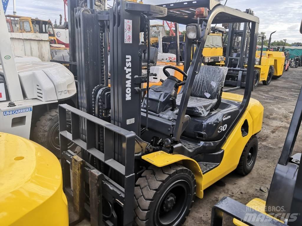 Komatsu 3 Wózki Diesla