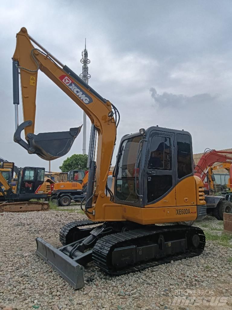 XCMG XE 60 DA Minikoparki